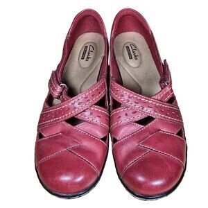 Clarks Collection Bendables Red Strappy Leather Womens Size 6 LN Condition